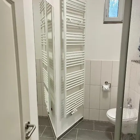 Ferienwohnungen Im Zentrum Von Moenchengladbach Exterior photo
